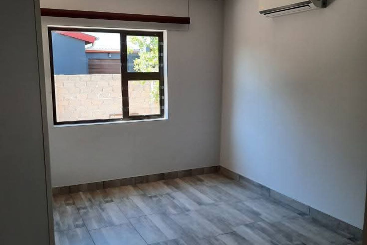 Safe & Neat Ongwediva Family House For Sale - Photo 5