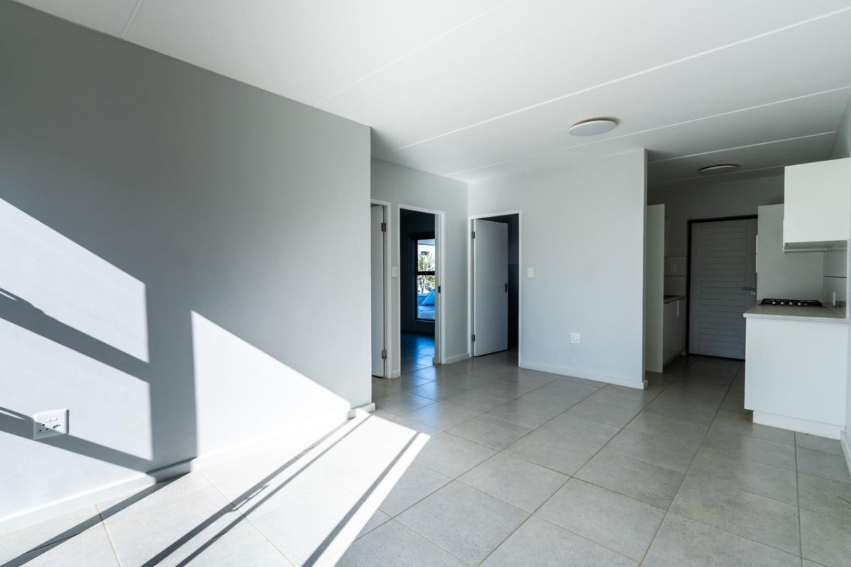 2 Bedroom apartment with Garden - Photo 3