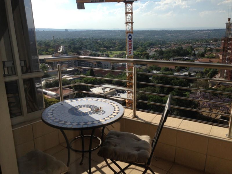 FURNISHED PENTHOUSE - Photo 2