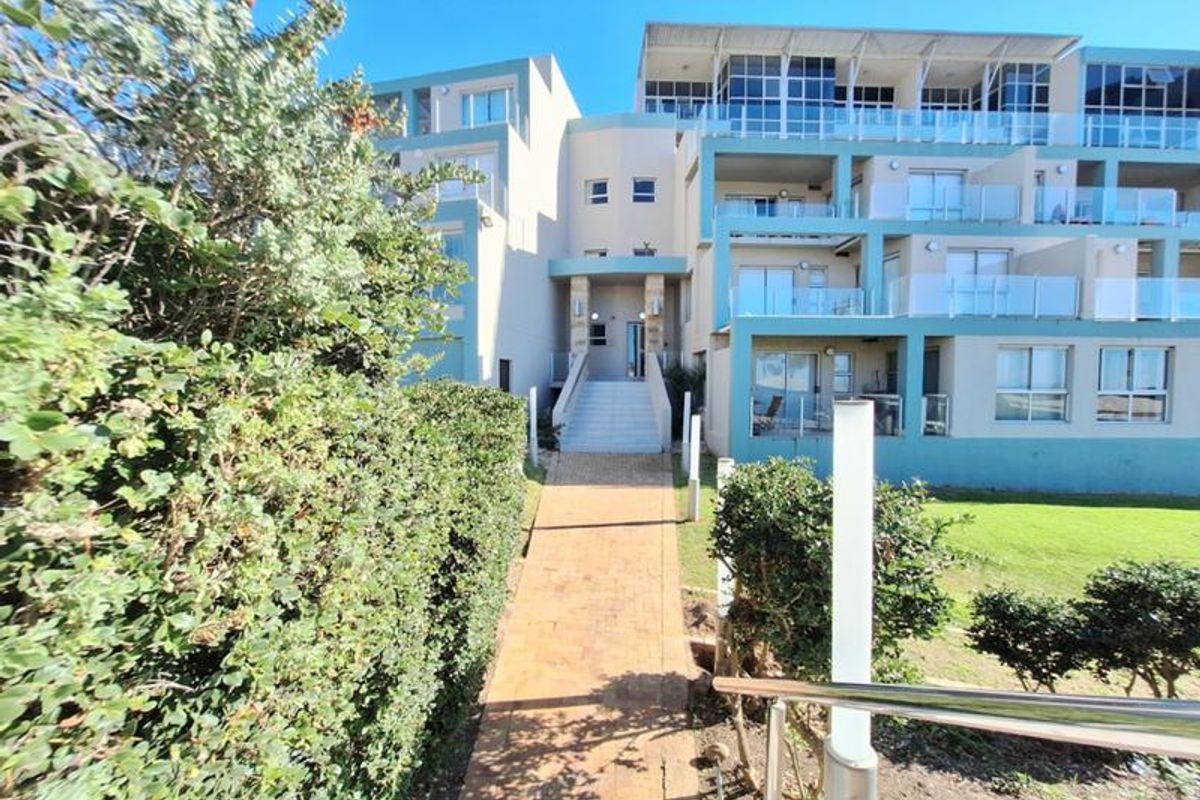 2 Bedroom Apartment For Sale in Nautica, De Bakke, Mossel Bay - Photo 3