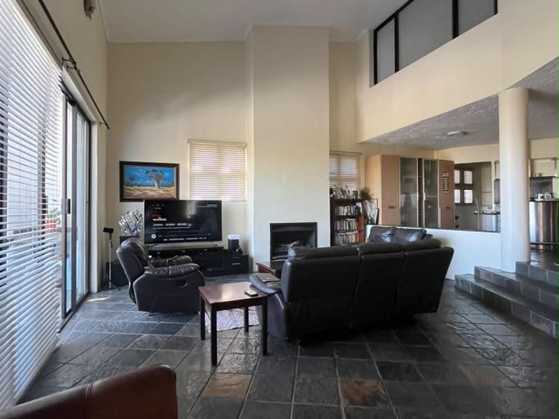 LUXURY HILL HOME FOR SALE in KLEIN WINDHOEK - Photo 8
