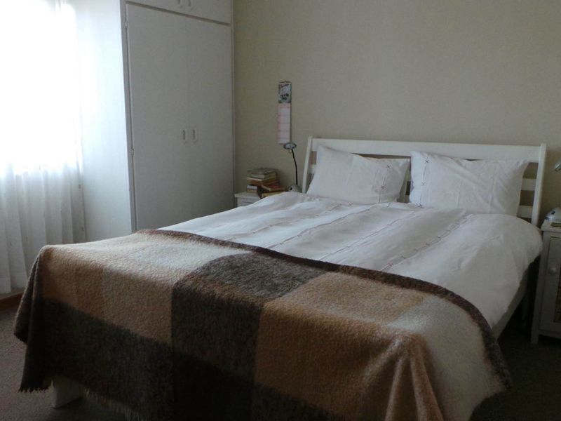 Well located Home close to Private School and Park - Photo 7