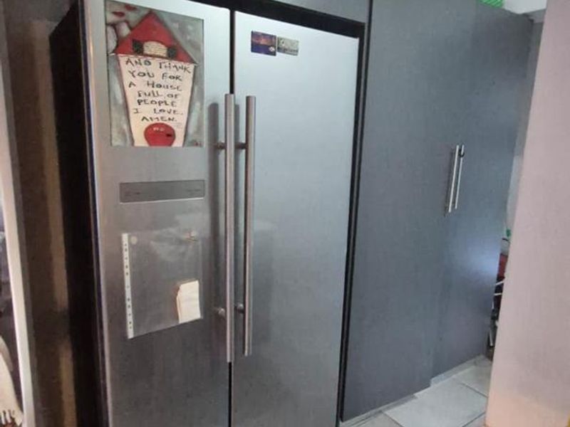 Stunning family home in Sought after area in Seemeeu Park - Photo 8