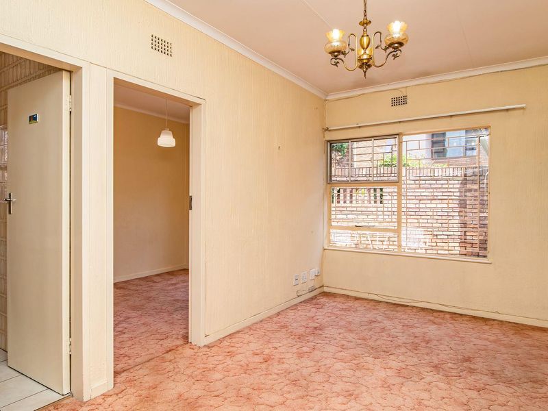 Simplex Serenity: Your Ideal Blend of Comfort & Convenience! - Photo 8