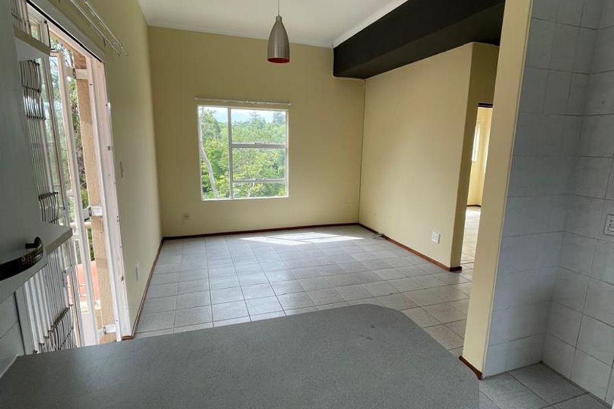 Newly Renovated Apartment In Halfway Gardens - Photo 5