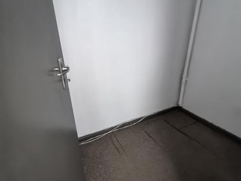 80m2 offices available to rent - Photo 2