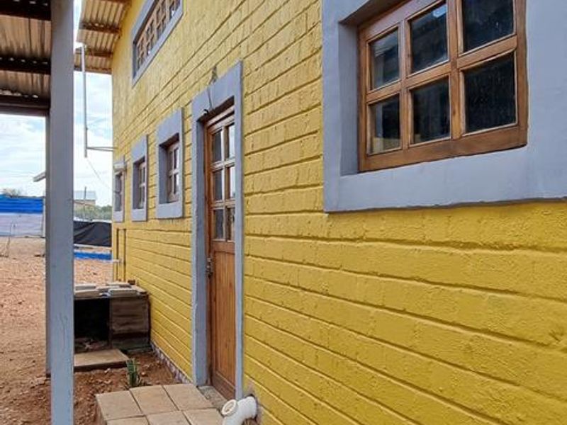 Starter or retirement farm home Kransneus 37km from Windhoek - Photo 3