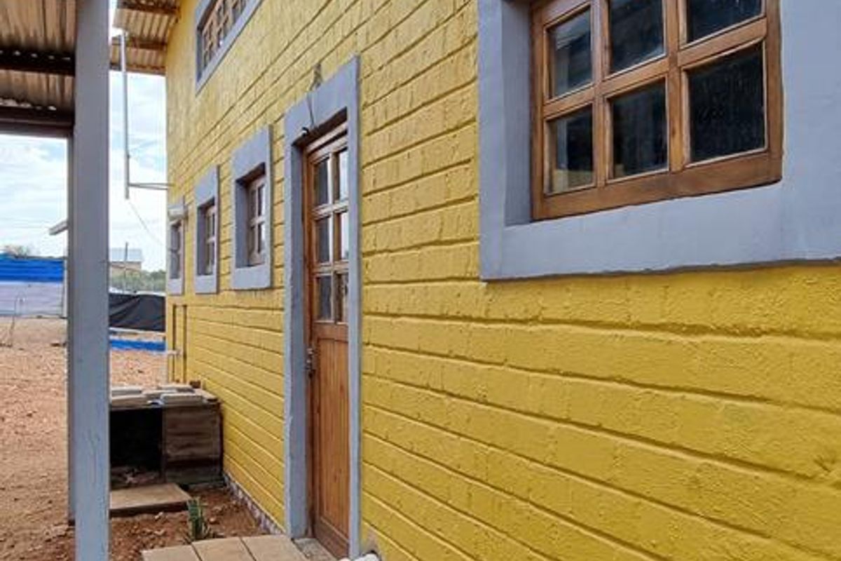 Starter or retirement farm home Kransneus 37km from Windhoek - Photo 3