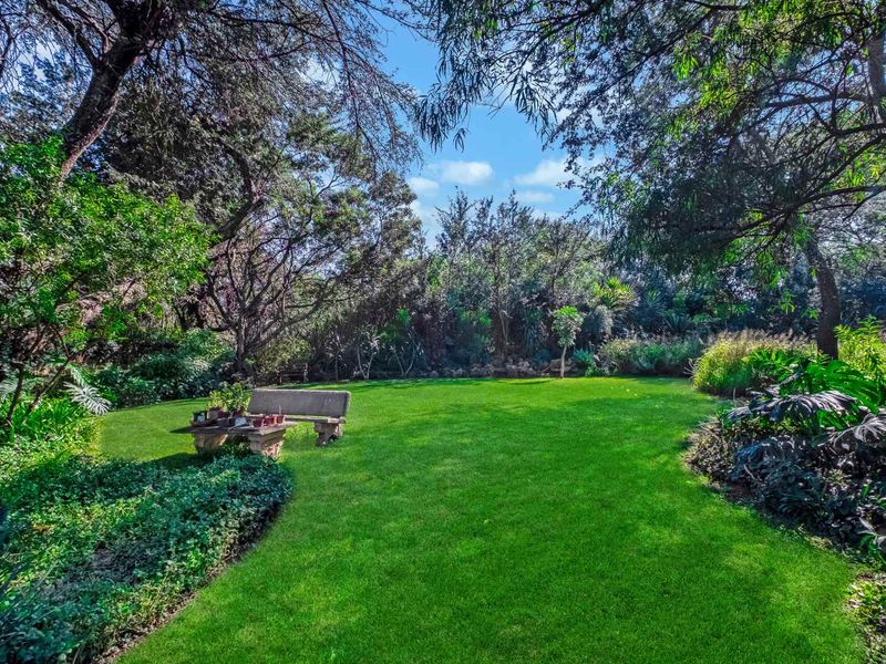 A CHARMING HOME FILLED WITH NATURAL LIGHT AND SET IN A PEACEFUL SETTING - Photo 9