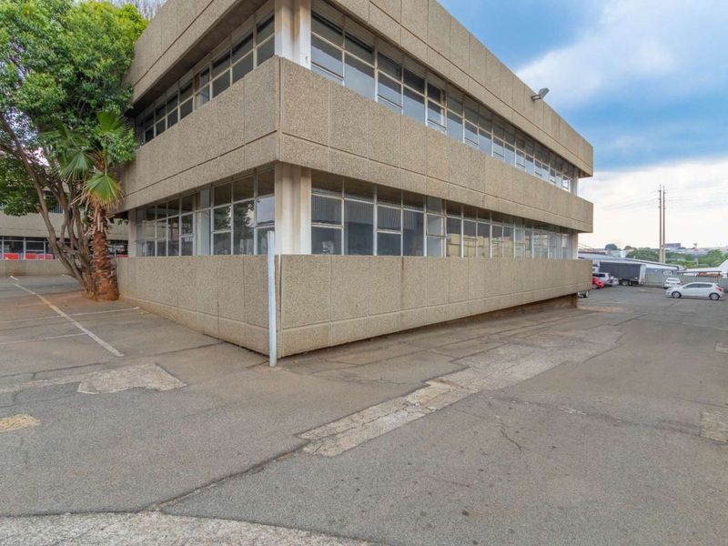 Multi-Use Industrial Property for Sale – Prime Location near OR Tambo Airport - Photo 3