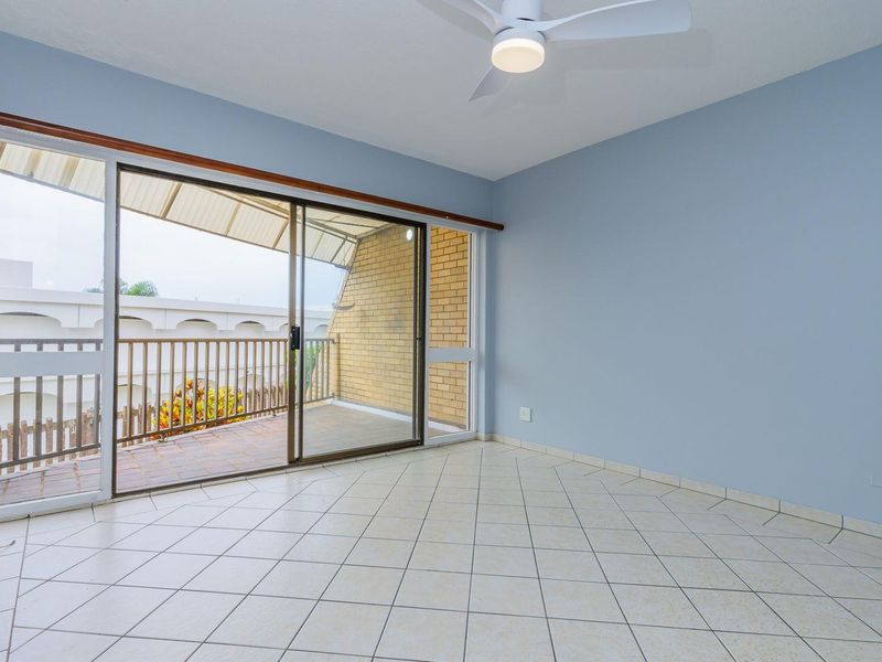 Hendra Estates - Coastal Gem! 3 Bedroom Triplex For Rent In Umhlanga! - Photo 10