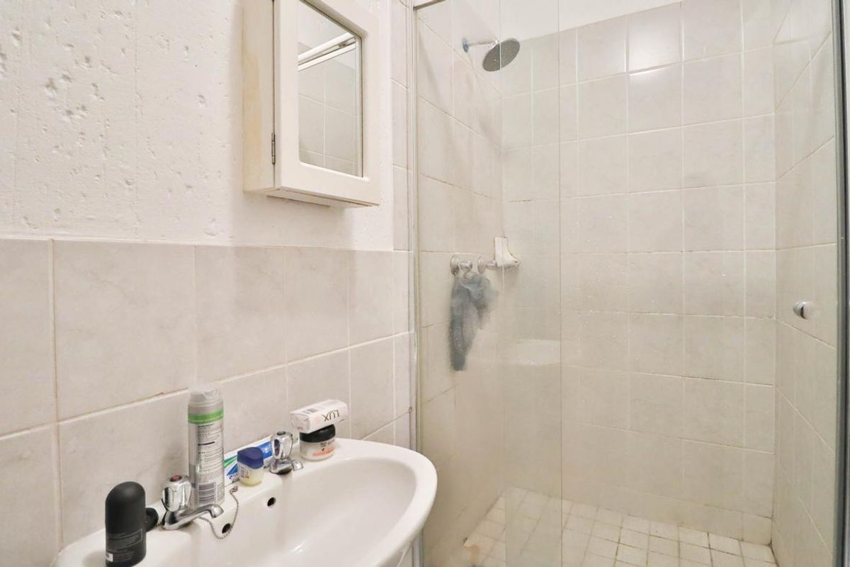 A Specious 2Bedroom 2Bath Apartment for Sale - Photo 3