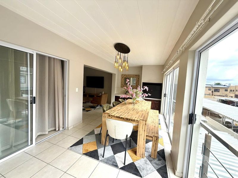 Fully Furnished 2 Bedroom Townhouse To Let in Kleine Kuppe - Photo 10
