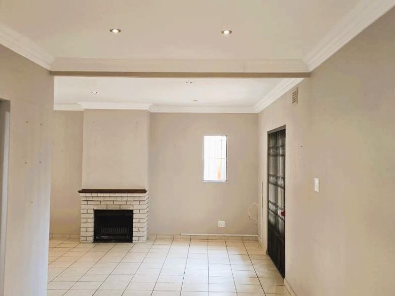 Your Spacious Family Haven Awaits! - Photo 10