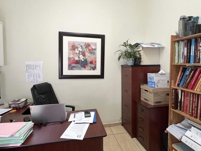 UNIQUE OFFICE SPACE IN THE HEART OF UMHLANGA – NO TRANSFER FEES! - Photo 8