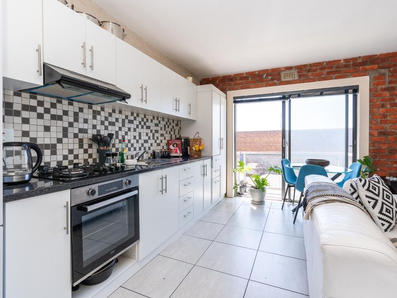 Neat One Bedroom Apartment, Move-In Ready! - Photo 6