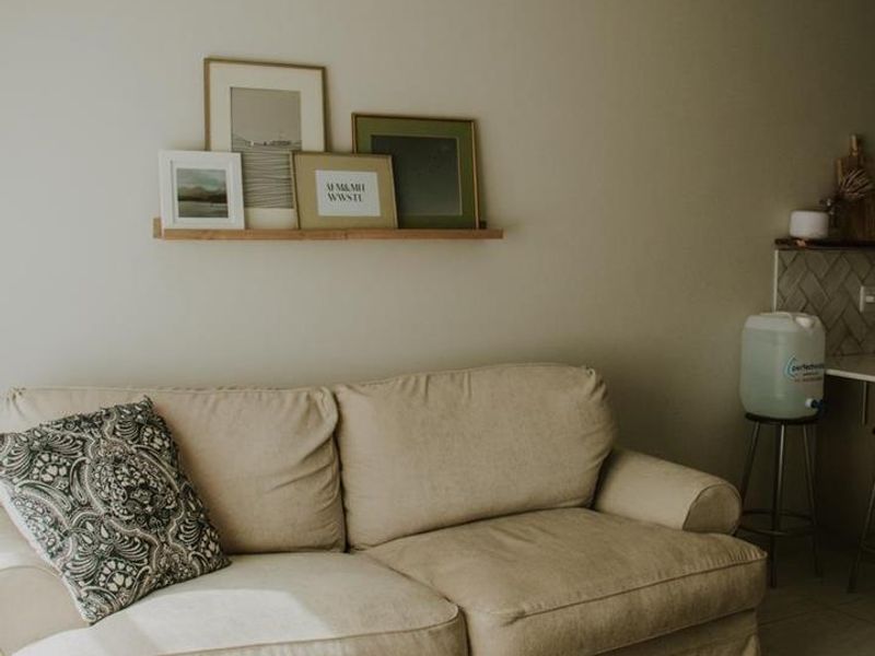 Lovely unit in secure complex for Elderly couple - Photo 8