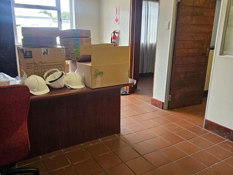 Commercial Property To Let in Newton Park - Photo 10