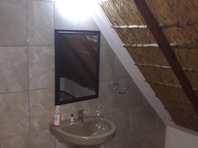 Well established Bed and Breakfast in Elandsfontein - Photo 8