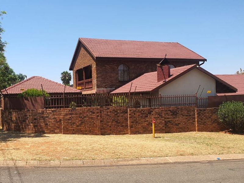 Easy Living - Photo 6