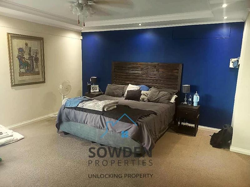 Scenic City Views & Infinity Pool: Your New Luxury Home! - Photo 10