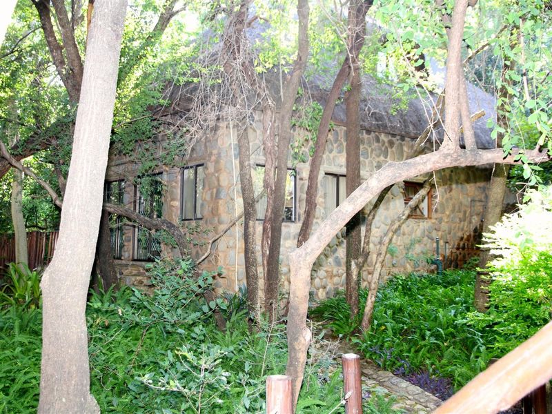 Sole and Exclusive mandate, commercial lodge Ndlovumzi Nature Reserve. - Photo 3