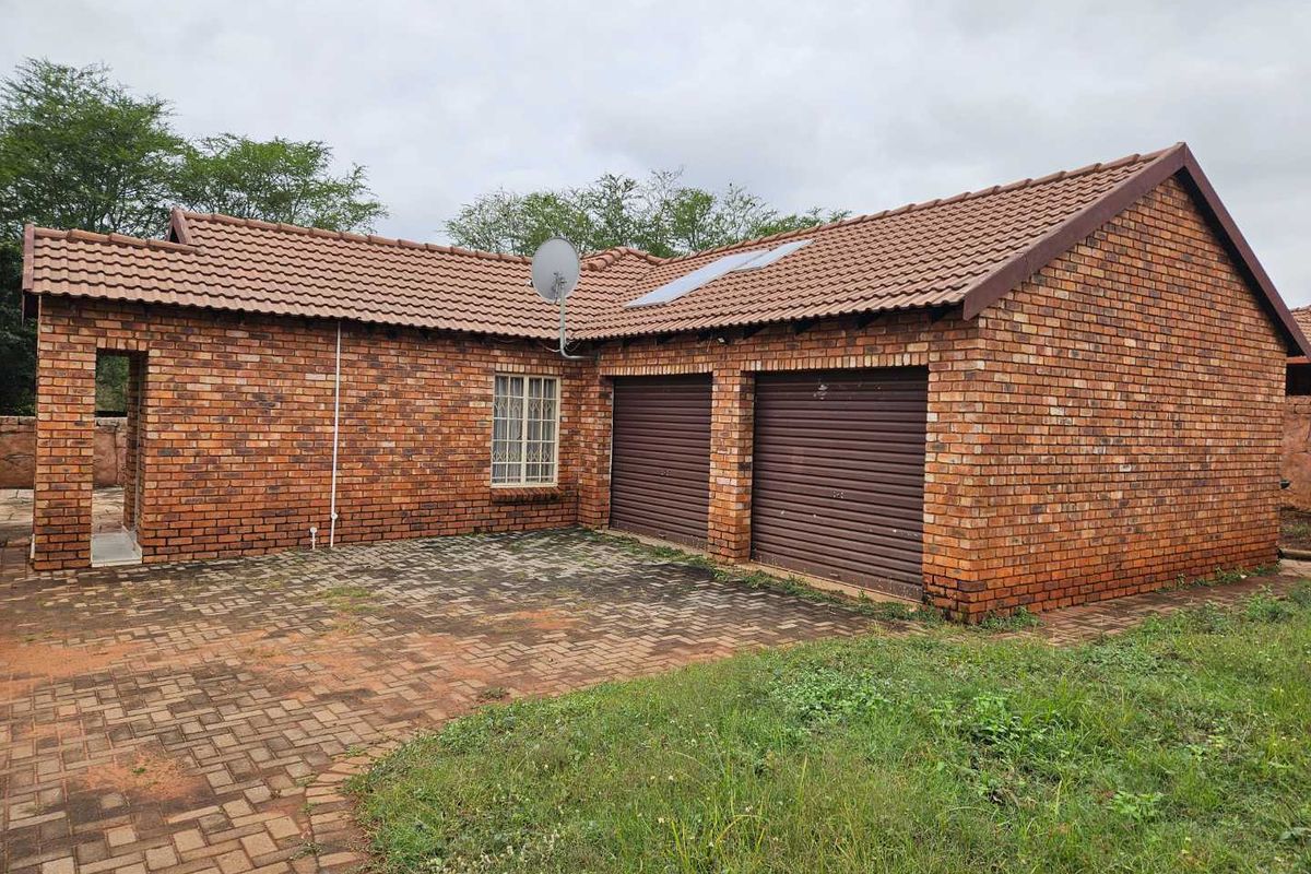 3 bedroom townhouse for sale in the heart of Amandasig - Photo 2