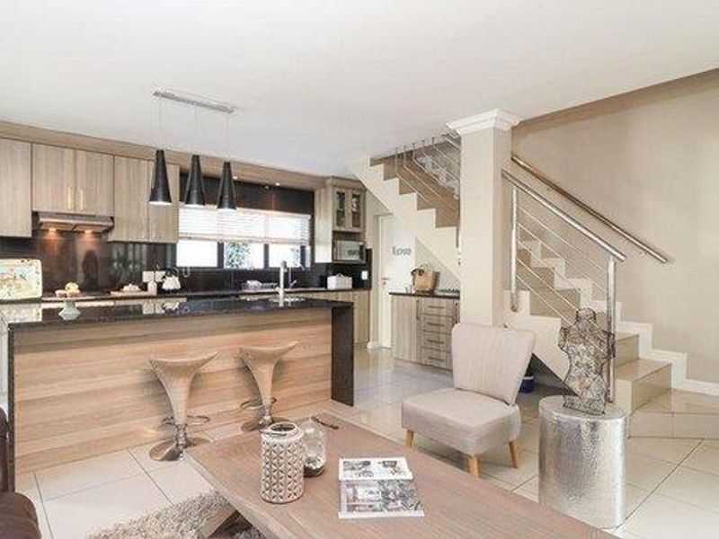 3-Bedroom Townhouse for Rent – St Baxter Complex, Central Durbanville - Photo 2
