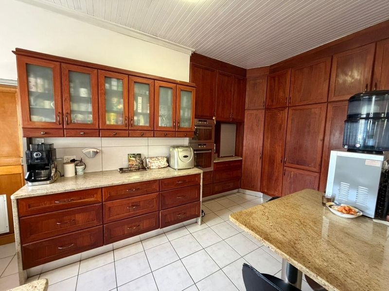 🏡 SPACIOUS 4-BEDROOM HOUSE SALE - OLYMPIA - Photo 7