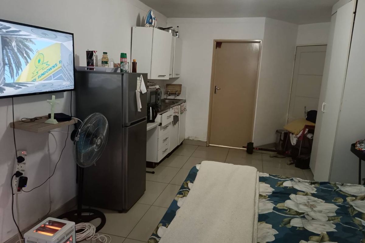 Prime Scottsville Bachelor Apartment – Walk to UKZN. - Photo 5