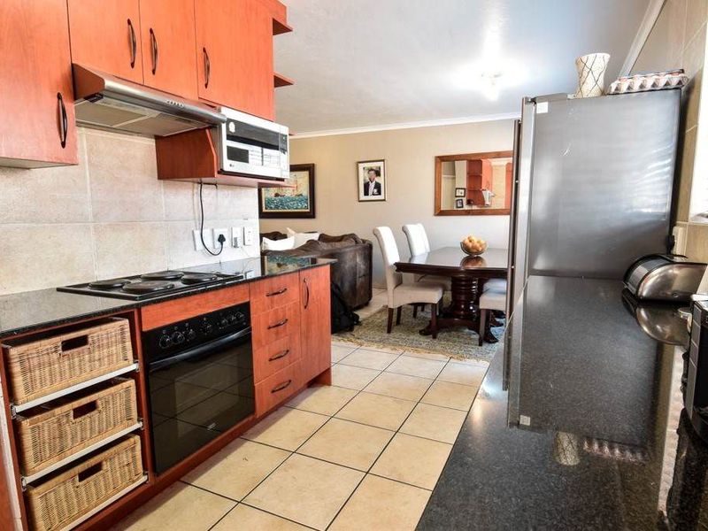 Embrace Modern Living Near Curro Wilgeheuwel! - Photo 7