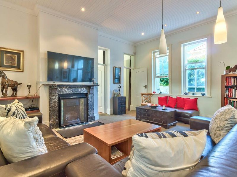 A TRUE GEM IN THE HEART OF GREEN POINT - Photo 3