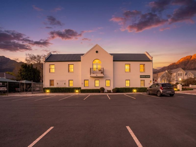 Rare Franschhoek Investment: Boutique Hotel Ready for Development - Photo 2