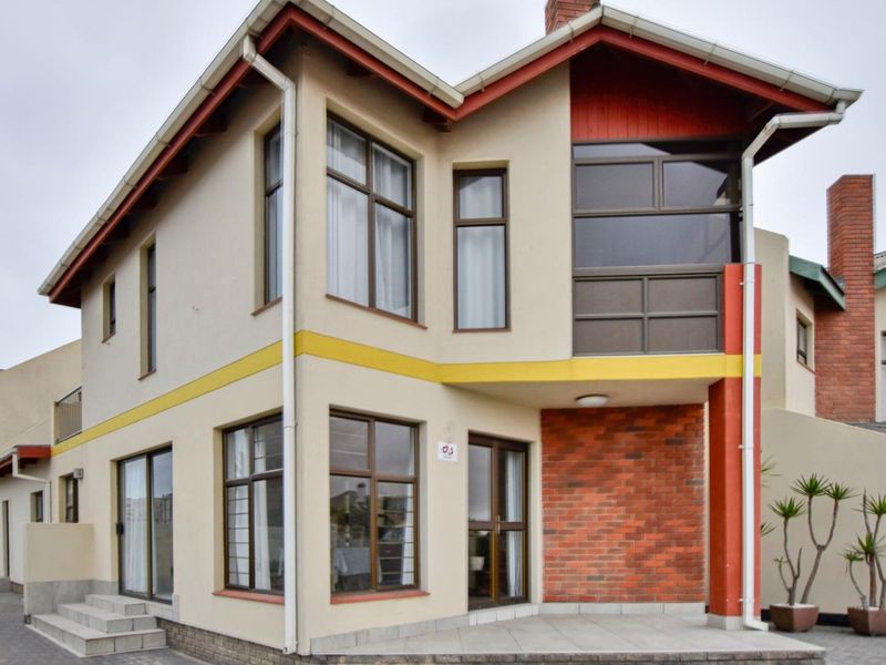 Kramersdorf, Swakopmund:  Centrally Located 4 Bedr Townhouse is for Sale - Photo 2