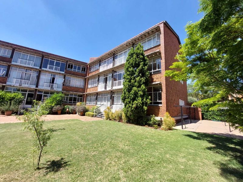 2 Bedroom with 2 Bathrooms apartment to rent - Photo 4