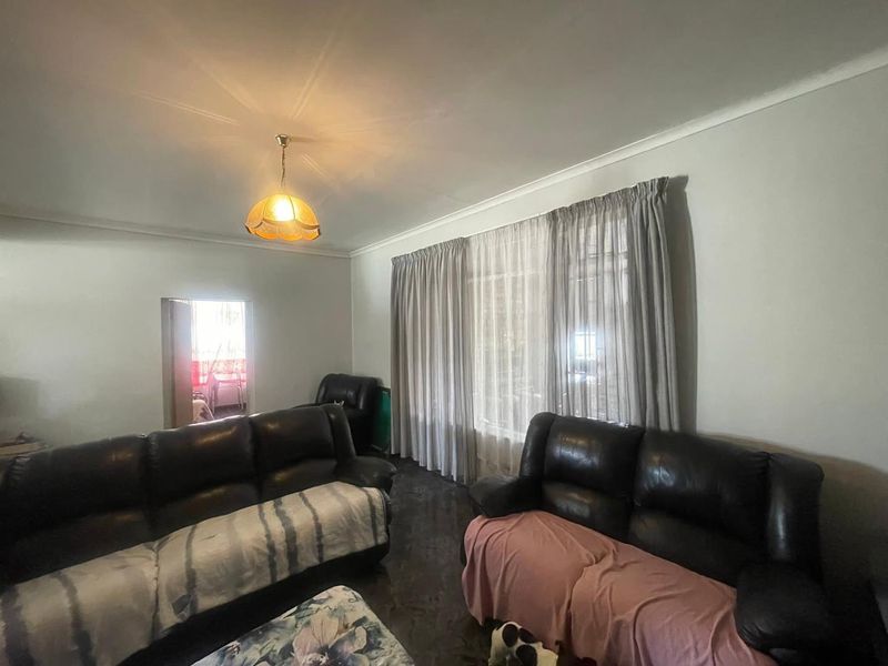 FOR SALE HOUSE IN ACADEMIA - Photo 7