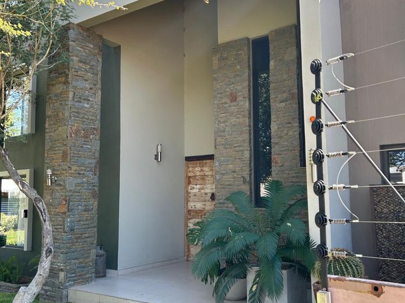 Luxurious Home For Sale - Outjo - Photo 3