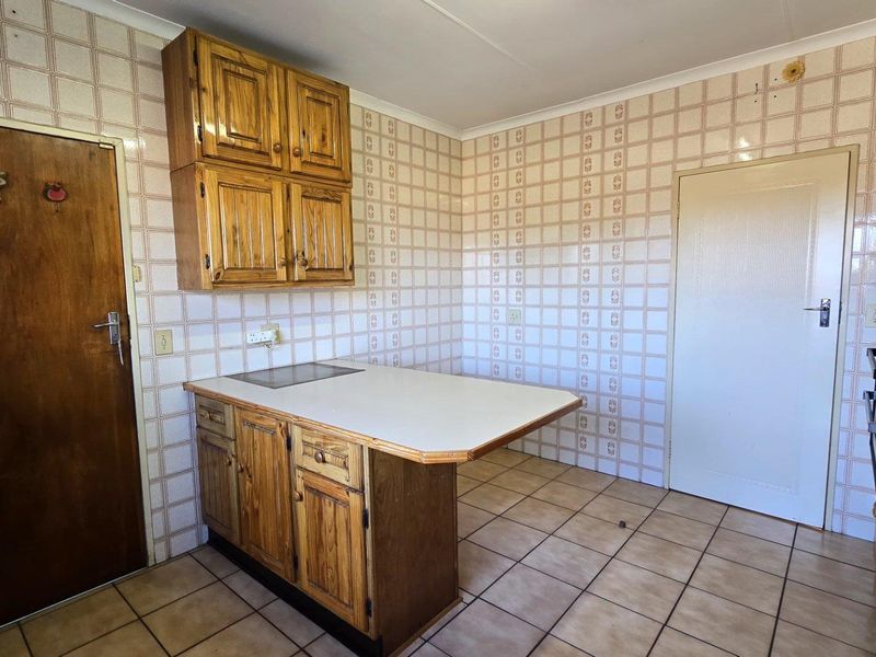 2 Bedroom Townhouse for sale in Brackenhurst - Photo 9