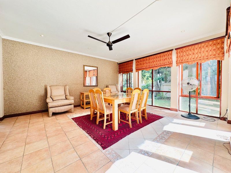 4 Bedroom House to Rent in Dainfern Golf Estate - Photo 9