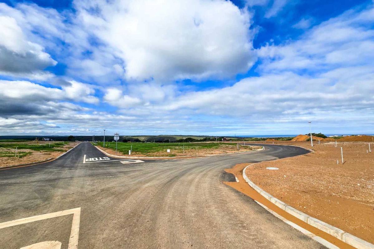 Now is you chance - make your real estate dream a reality! - Photo 2