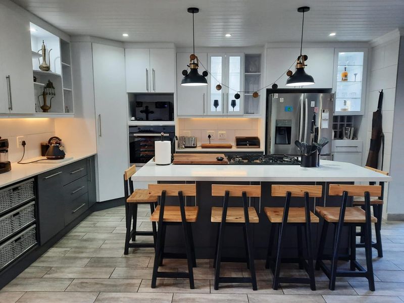 Modern Coastal Family Home with Solar, Indoor Braai Room and Practical Everyday Comfort in Tergniet - Photo 10