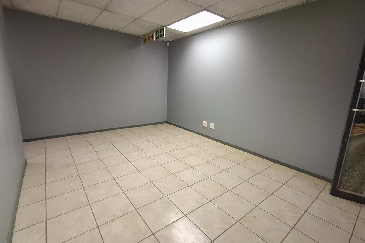 **Spacious Office Space Available for Lease** - Photo 5