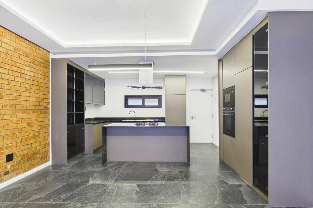 Modern Living In The Heart Of Fourways - Photo 4