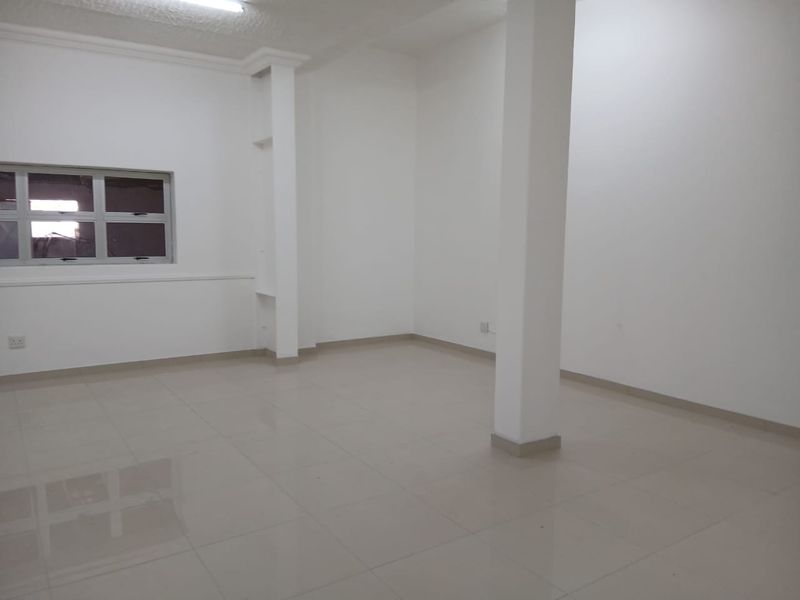 OFFICE / SHOP TO LET - SOUTHERN INDUSTRIAL - Photo 1