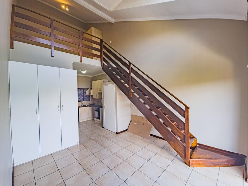 1 Bedroom Apartment available in Hillcrest/Hatfield - Photo 5