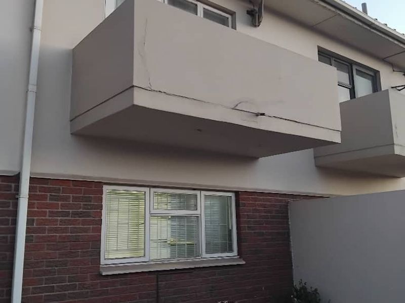 FOR SALE: 3 bedrooms apartment for sale in Koch Properties, CBD, Walvis Bay, Selling price N$1,100,000 cost excluded - Photo 5