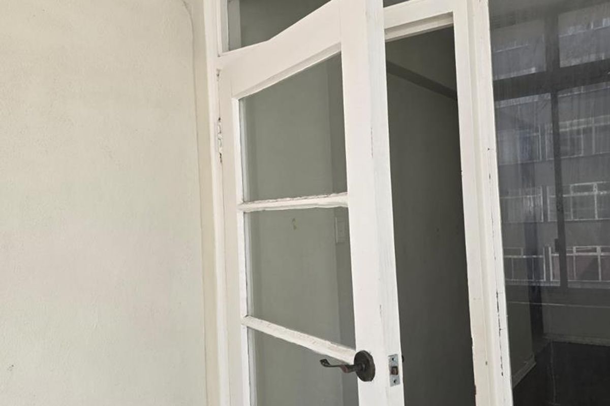 Secure Durban Unit with Parking, Near uShaka Marine World. Two and half bedroom apartment for sale in South Beach! This won't stay!!! - Photo 4