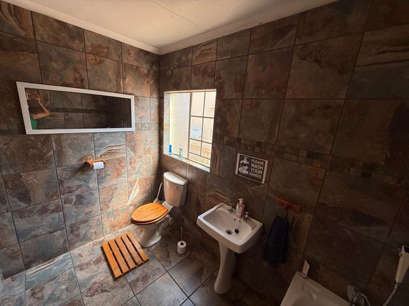 Rare 2-in-1 Office Opportunity in Westdene!!! - Photo 7