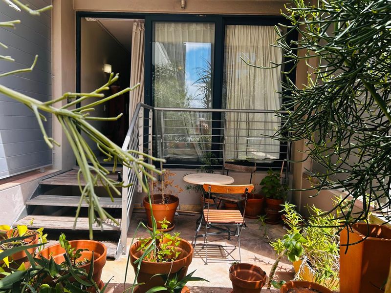 Great to Live in or great To Let Excellent for Airbnb  - Exclusive Mandate -New Listing - Photo 6