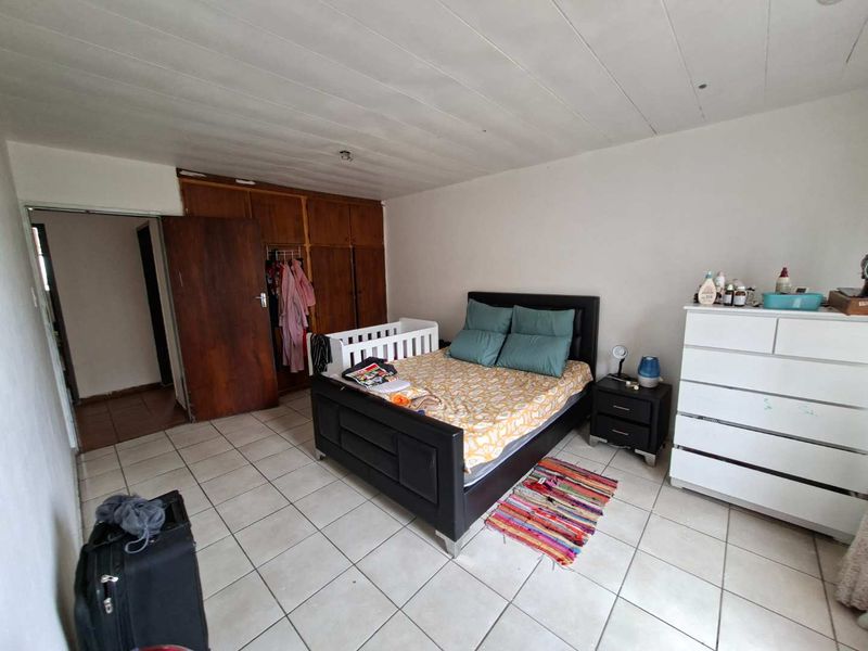 2 Bedroom Apartment For Sale - Photo 7